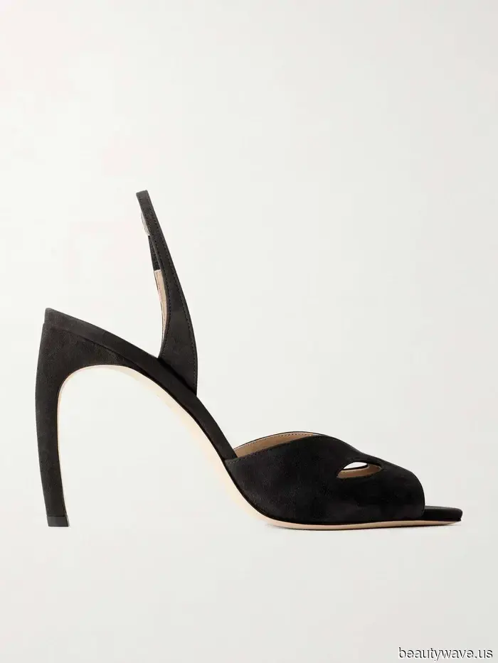 Not Wedges, Not Pumps—This Is the Latest Heel Trend That Fashion Icons in Paris Are Embracing This Season.