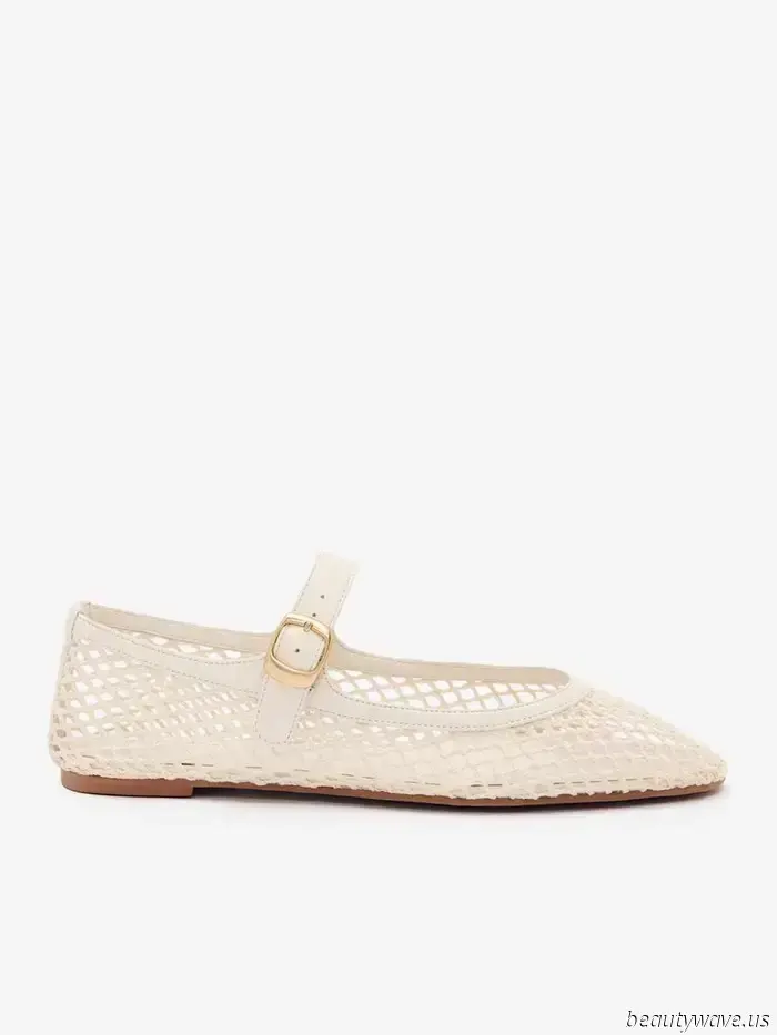 The fashionable flat shoes that individuals who prefer not to wear sandals are opting for with jeans and skirts instead.