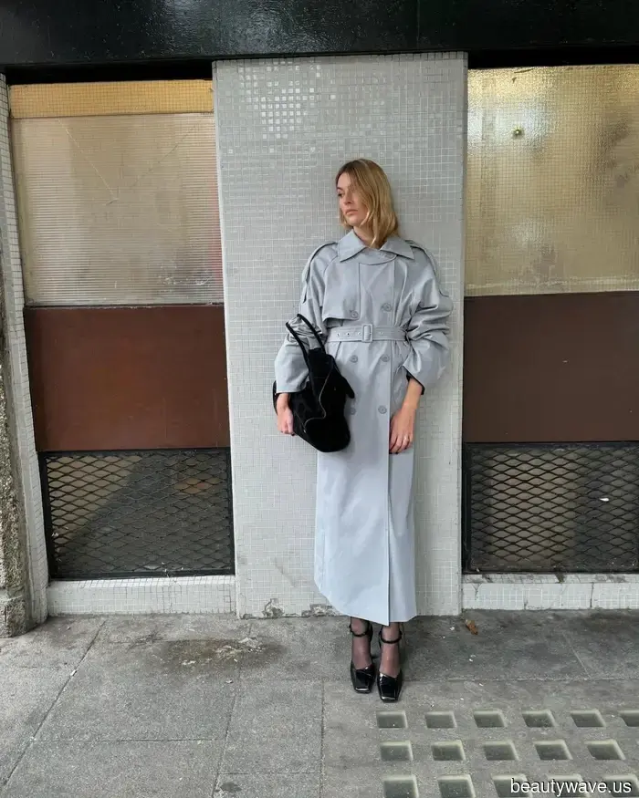 To achieve a Parisian look in Paris, you need to have these 12 essential fall wardrobe pieces.