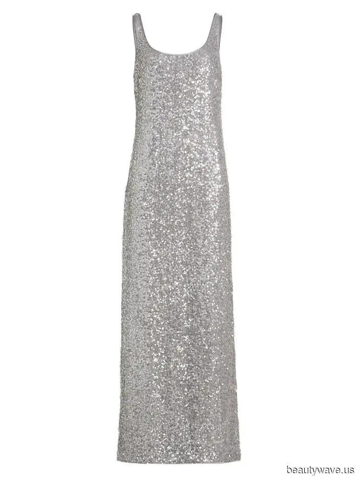 Not Sheer, Not Body-Con—Anne Hathaway's Holiday-Party Dress Style is Far More Mature and Elegant.