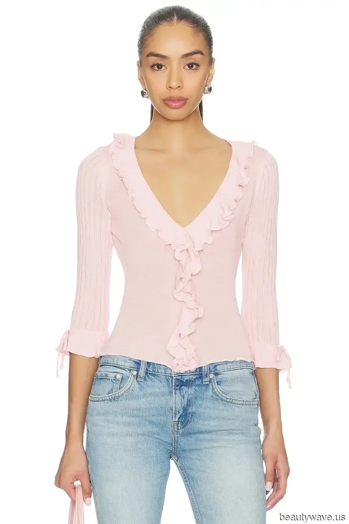 It’s still April, yet here are 7 summer micro trends that fashion enthusiasts are already sporting.