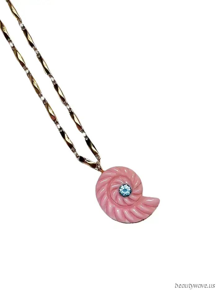 Hold on: Ditch the baby pink trend in favor of this lively alternative.