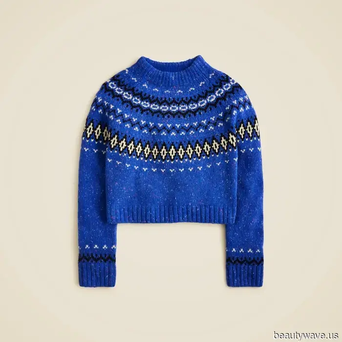 Это только мне кажется, или каждая классная девушка от Нью-Йорка до Лондона носит эти 8 трендов свитеров вместо "скучного"...