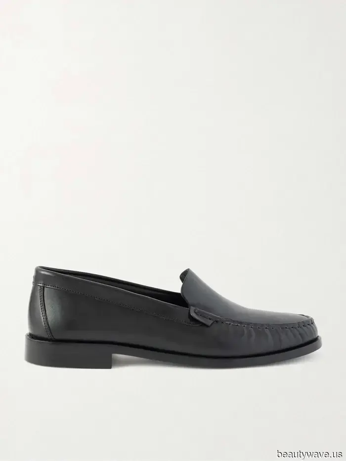 Raus mit den Ballerinas&mdash;Dieser teuer aussehende Loafer-Trend ist alles, was sich jemand mit Geschmack wünscht zu tragen.