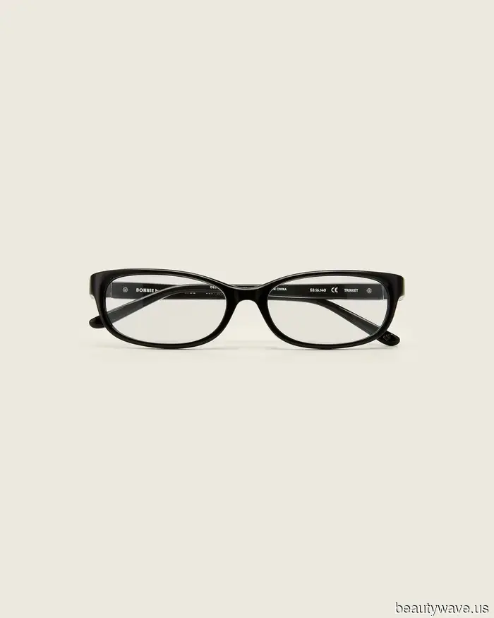 If You're a Fan of Kendall Jenner's Style, Here Are 7 Items to Purchase in 2026.