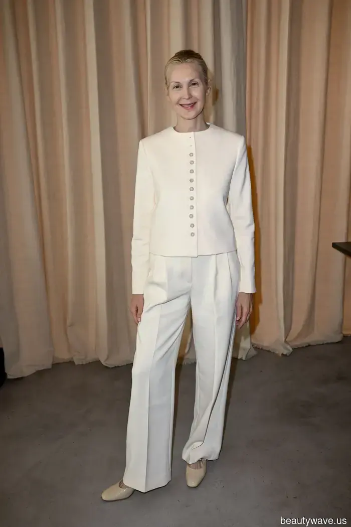 PSA: The Most Stylish Individuals Over 50 Are Swapping Black Shoes for This Elegant Neutral at the Moment.