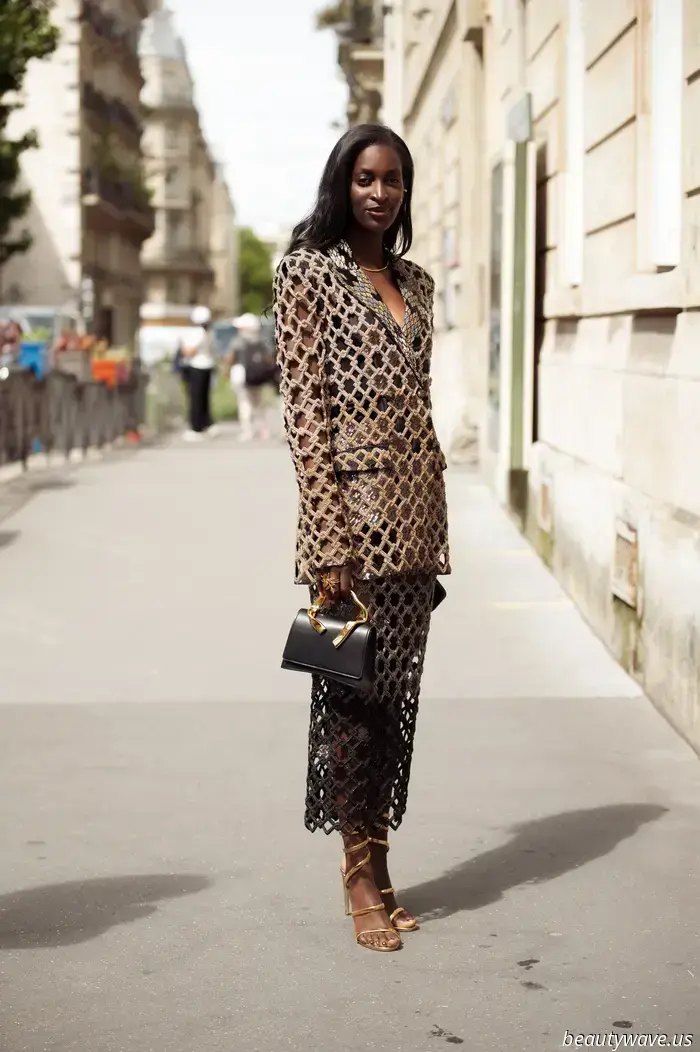 In Paris, this highly stylish sandal trend has just overshadowed ballet flats.