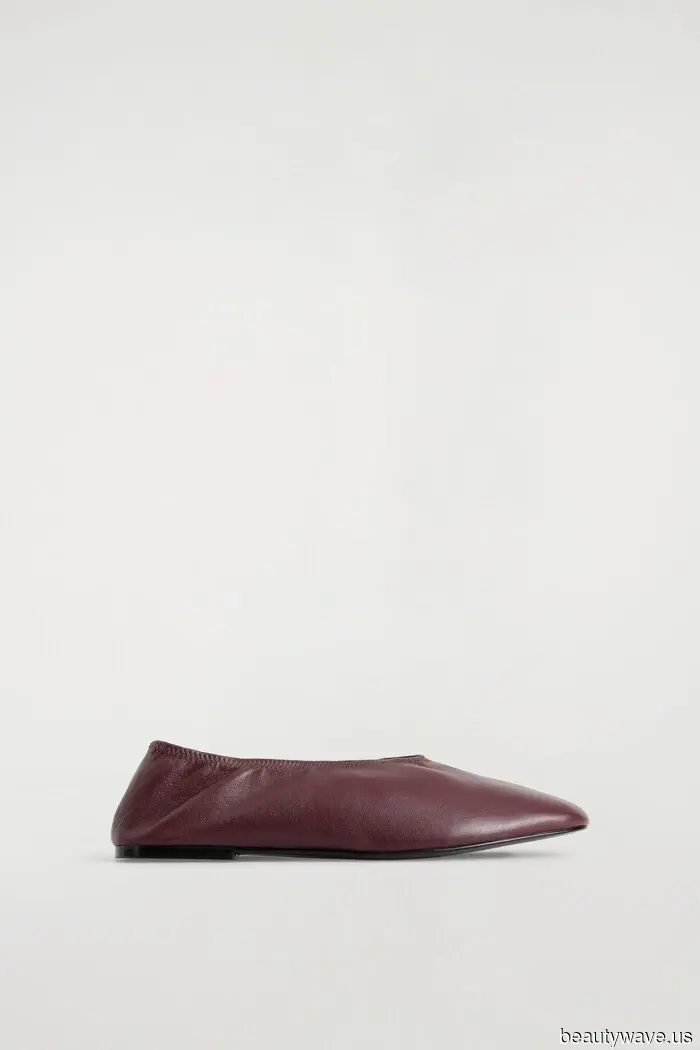 The Best Dressed Over 50s Don't Rely on Trainers—I Keep Noticing Them Wearing This Trendy Flat Shoe Instead.