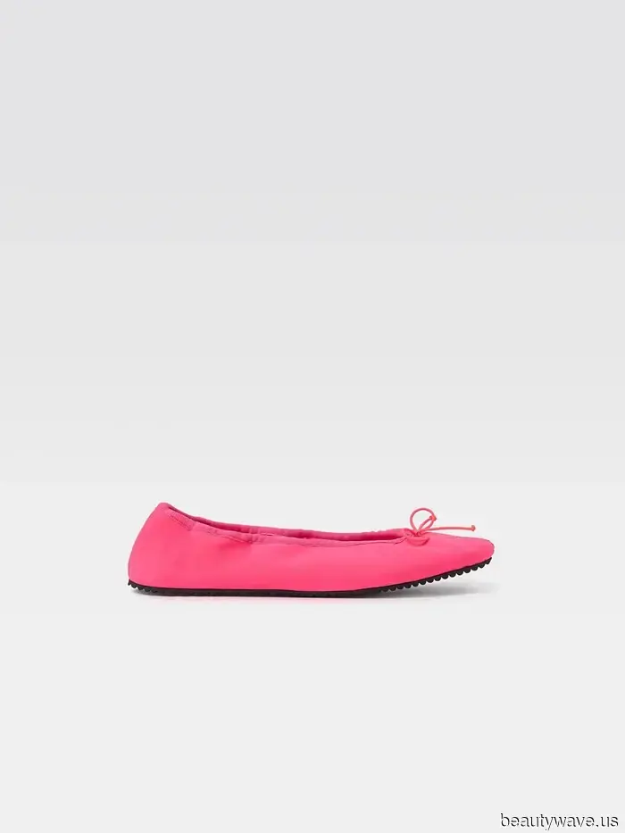 Fashion Enthusiasts Are Ditching Basic Sandals for This Exciting Shoe Trend This Summer.