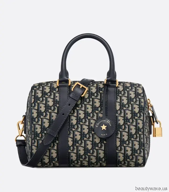 Jennifer Lawrence has confirmed that this is how to style a simple sweater for Fall 2025.