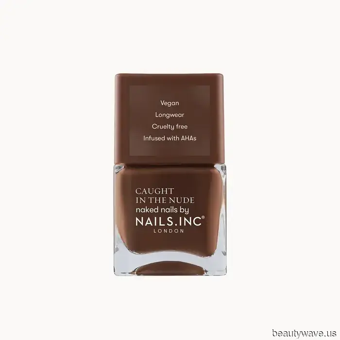 Not Red, Not Milky—The Most Stylish French Individuals Are Choosing This Surprising Pedicure Color for Summer.