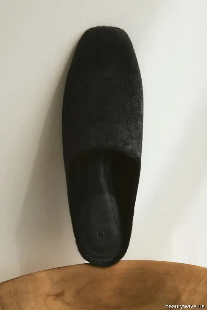 Forget flip-flops — this new trend in comfortable shoes could also be the most stylish of 2025.