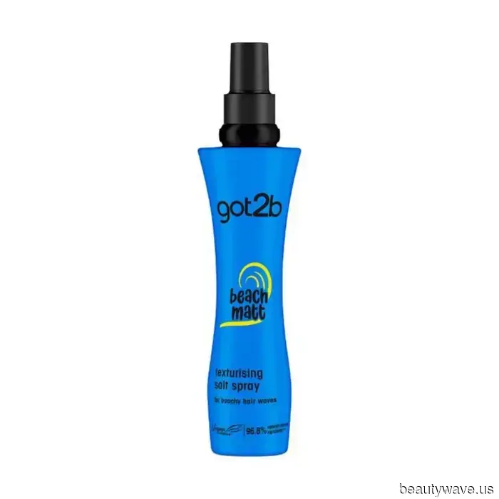 I Capelli da Spiaggia Sono Tutta la Mia Personalità&mdash;7 Spray Salini Che Ho Testato Che Creano una Texture Scompigliata Senza il Croccante