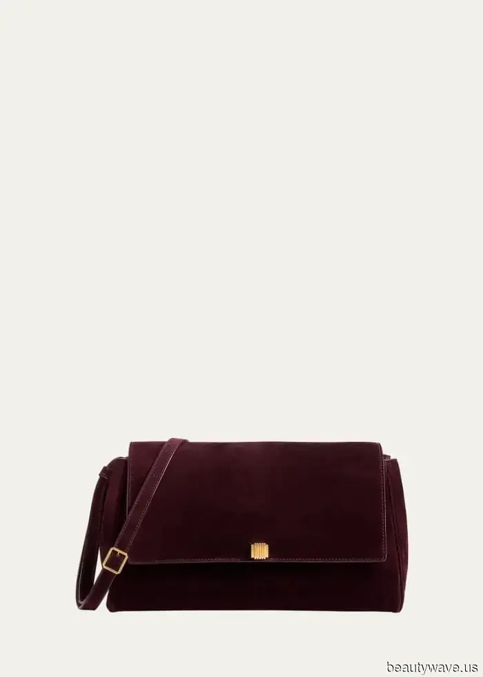 Not Black, Not Brown—7 Luxe Handbag Colors That Only Stylish Individuals Appreciate