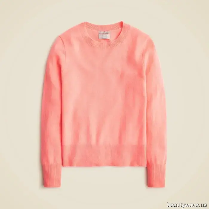 Tutti presto abbandoneranno i maglioni neri per quelli in queste 8 tendenze di colore