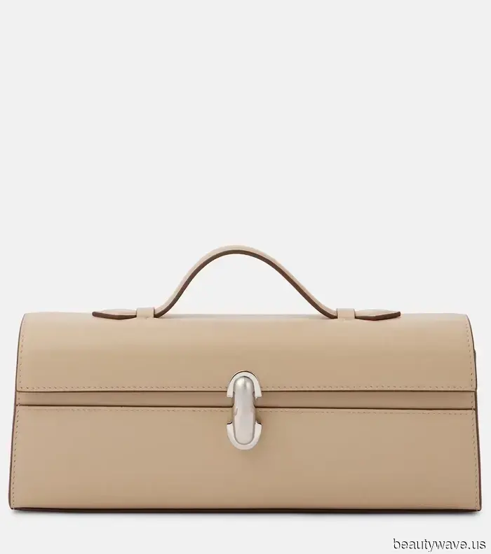 I'm searching for the most stylish handbags for autumn—here are the six best ones I've discovered.