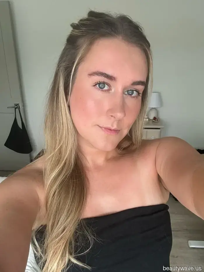 Ho provato il latte autoabbronzante che spopola su IG e TikTok, e wow, è all'altezza delle aspettative.