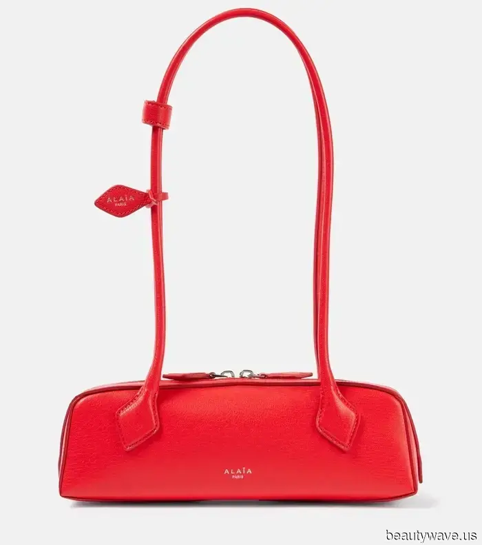 The "Barely-There" Look Is Making a Comeback—5 Tips to Perfect the Trend That Fashion Insiders Adore for…