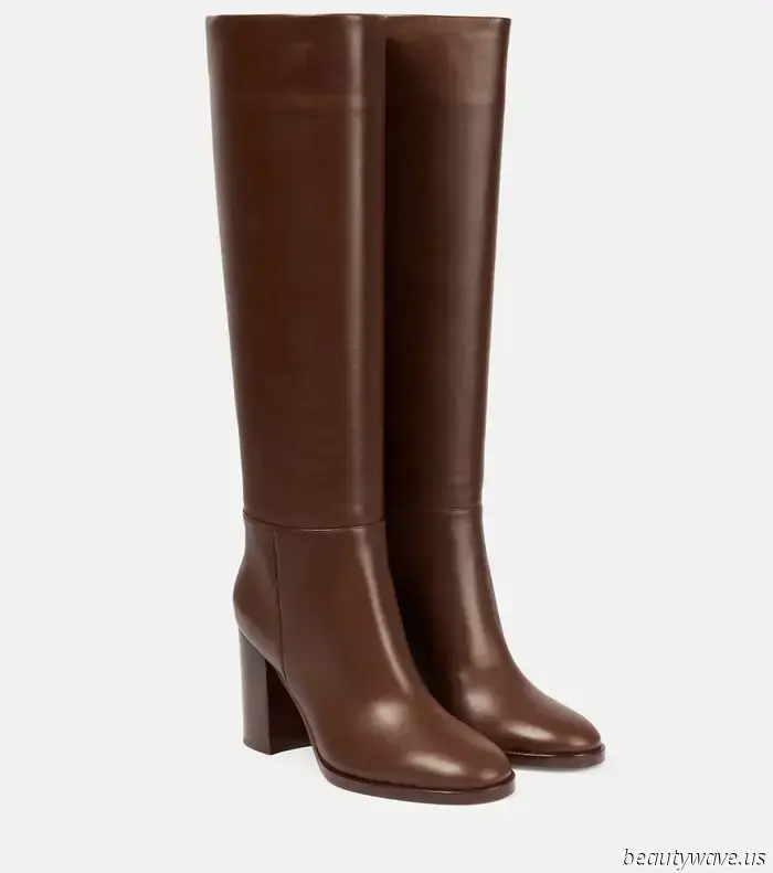 Is it only me, or have fashion enthusiasts everywhere started opting for this cooler year-round silhouette instead of sandals?