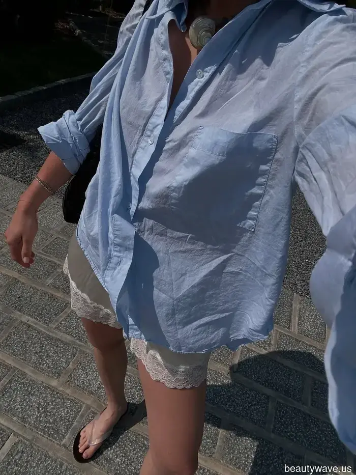 6 Pezzi Chic che le It Girl Abbinano ai Loro Pantaloni Corti e Gonne con Pizzo
