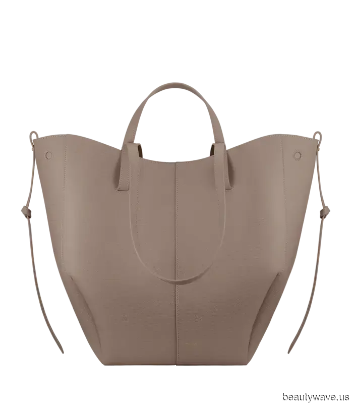 I Prefer My Handbags to Be Minimalist and Luxurious—Here Are 5 Subtle Luxury Styles I Support This Spring.