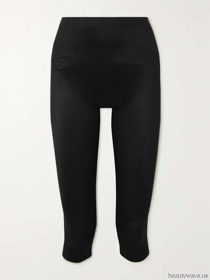 Lo siento, Jeans&mdash;Las chicas de Londres llevarán estos leggings elevados toda la primavera en su lugar.