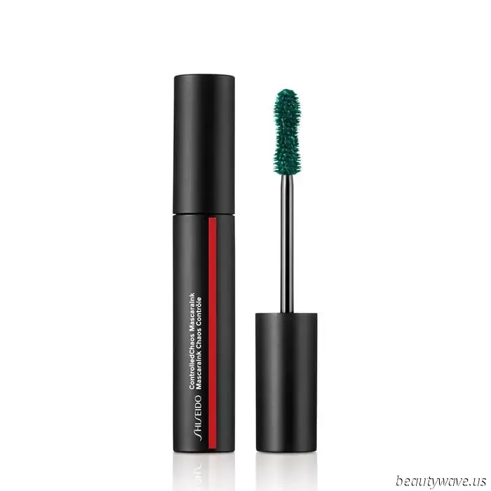 Nicht Schwarz, Nicht Braun: Die "polariserende" Mascara-Farbe, die Dua Lipa mich dazu brachte, den ganzen Sommer zu tragen