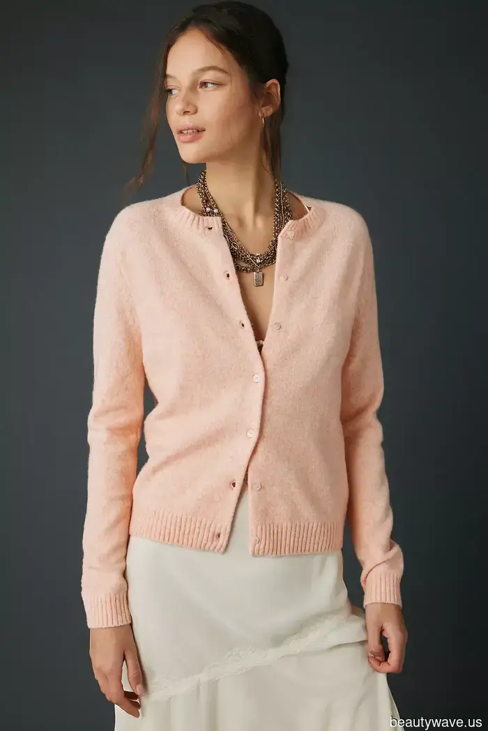 Nicht Cardigans, nicht Rollkragenpullover: Diese 4 Strickmode-Trends prägen bereits 2026