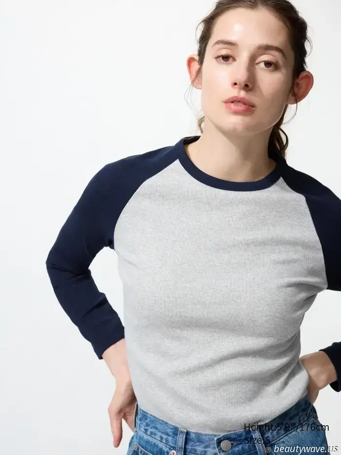 Weiße T-Shirts sind toll, aber plötzlich möchte ich diesen „altmodischen“ T‑Shirt‑Trend kaufen, der gerade wieder cool geworden ist.