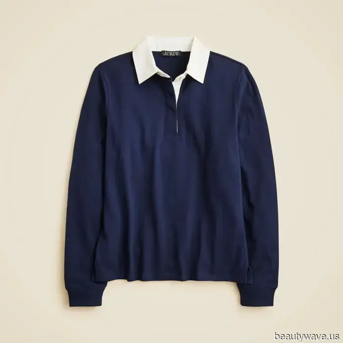 Hold on, J.Crew is currently offering a 30% discount sitewide—here are the stylish fall items that I've added to my cart.