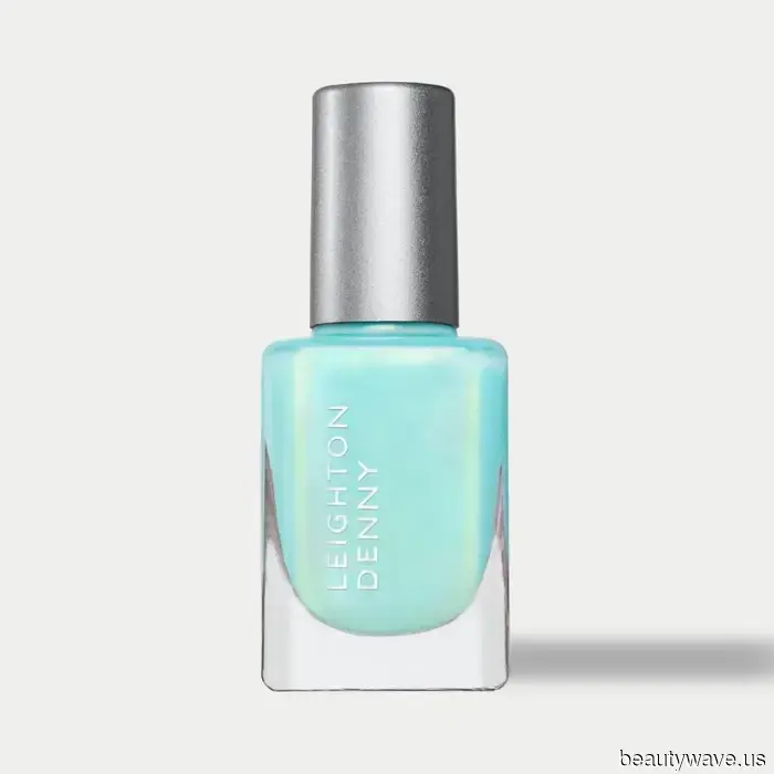 "It's Giving Mermaid" — The Nail Color Approved by Gen-Z That is Taking Over This Summer