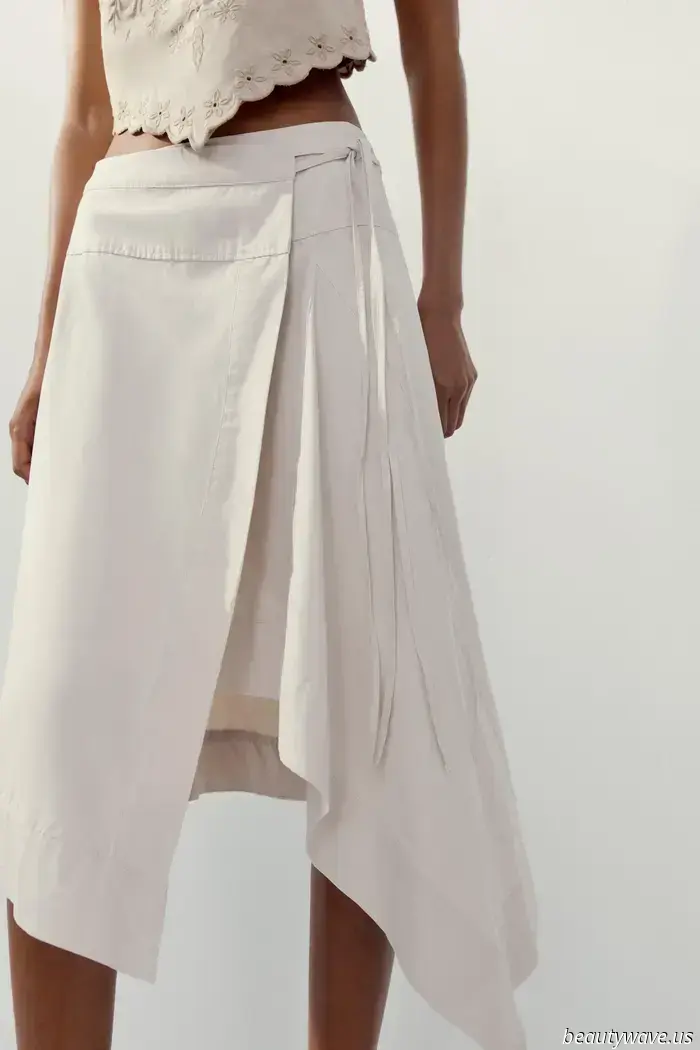 '90s Minimalism Defines My Summer Style—Here’s My Capsule Closet.