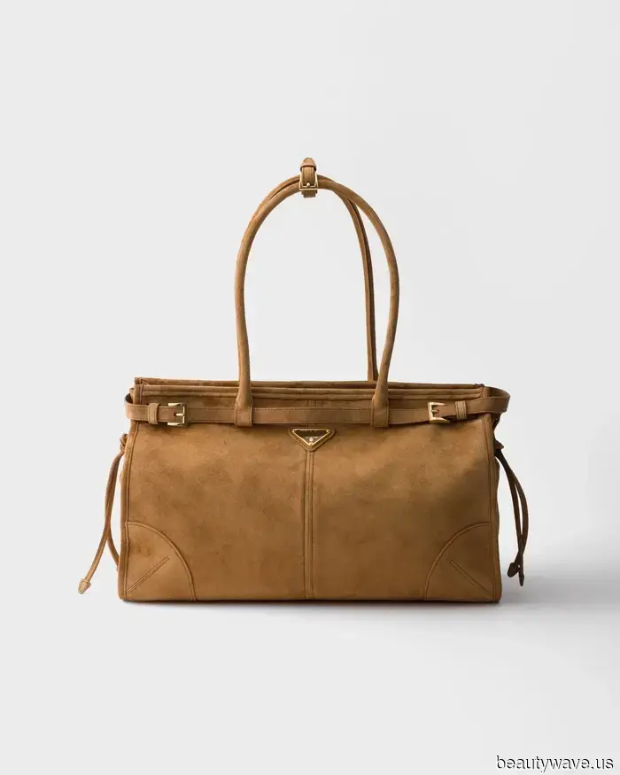 Il modo di indossare i jeans bootcut nel 2026 non include effettivamente stivali.