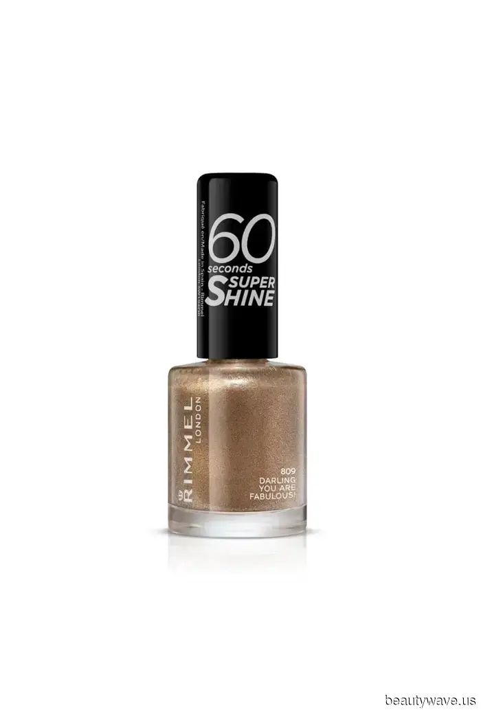 It's Official: Dua Lipa's Starry Nails Represent the Most Stylish Approach to a Festive Manicure.