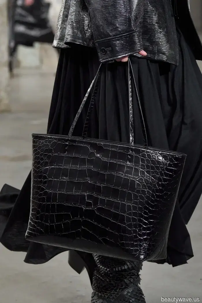 Bags of Envy—7 Luxury Handbag Trends That Will Be Sported by Every Fashionable Individual This Fall