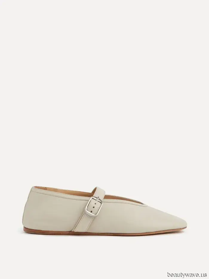 Don’t let flip-flops know, but they’re beginning to feel rather "repetitive"—I’m opting for these 6 summer styles instead…