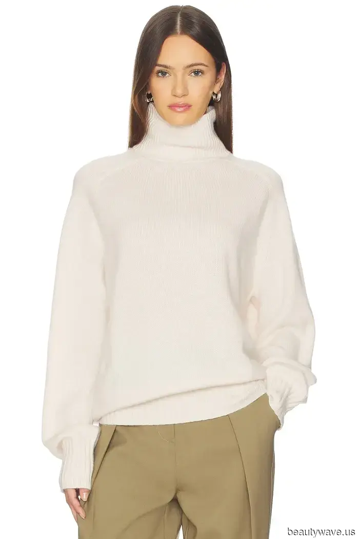 Jeans are great, but Sofia Richie Grainge's fall pant trend is the ideal alternative if your goal for 2025 is to exude wealth.