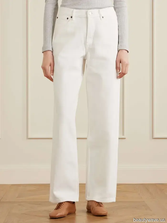 Se vuoi apparire più elegante questa primavera e estate, compra un paio di pantaloni e un paio di jeans di questo colore.