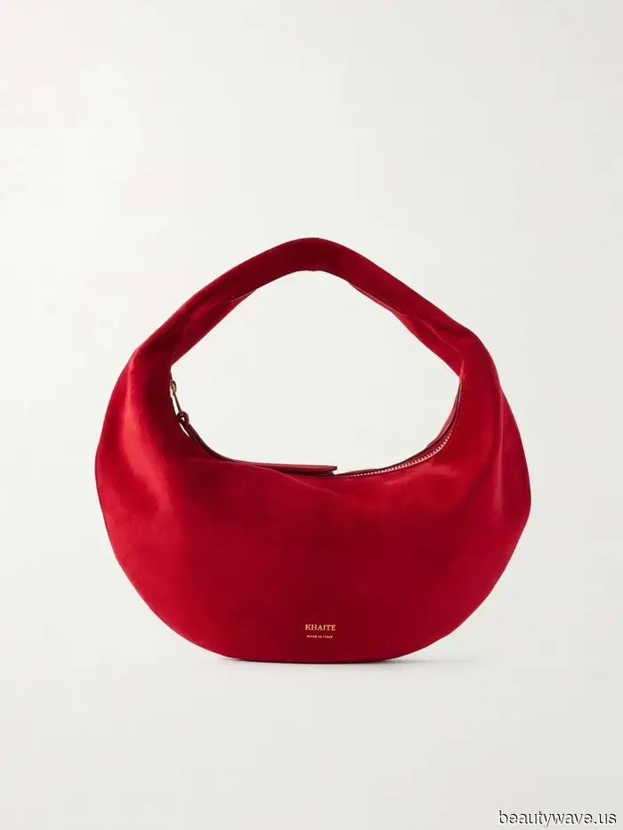 Apologies, Canvas Totes, but I'm confident that these 6 designer handbags will be sold out this summer.