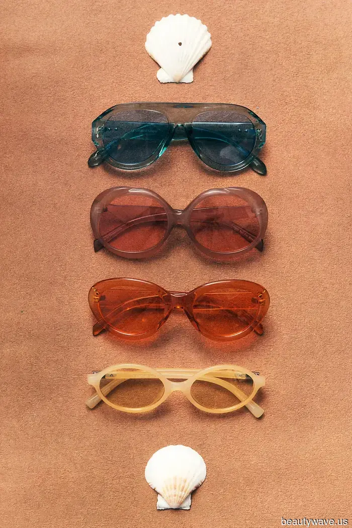 Estos artículos elegantes de COS, Free People y Ref son perfectos para actualizar tu guardarropa de primavera y verano.