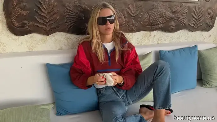 Non ciabatte nere&mdash;le It Girl indossano invece questa tendenza sandali del 2026