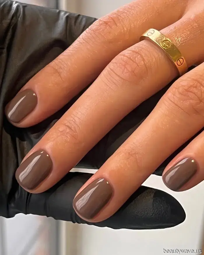 5 Elegant Nail Trends You’ll Notice This Autumn
