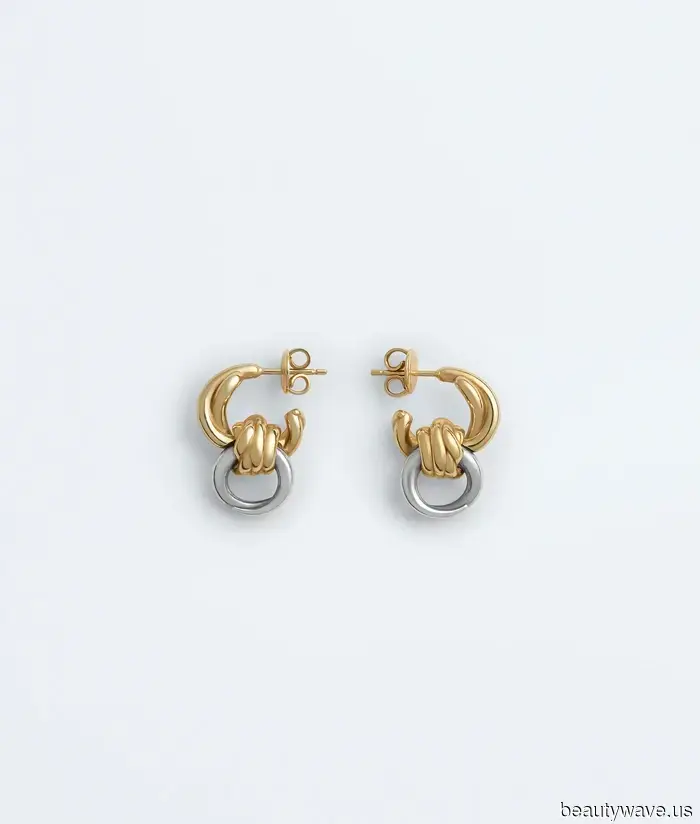The Trendiest People I Know Are Disregarding This Outdated Jewelry Rule in 2026