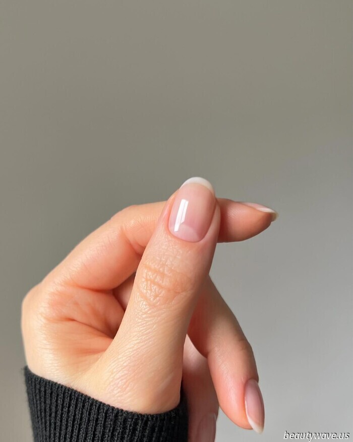 The Subtle French Manicure Is a Summer Essential—Here’s How to Style It.