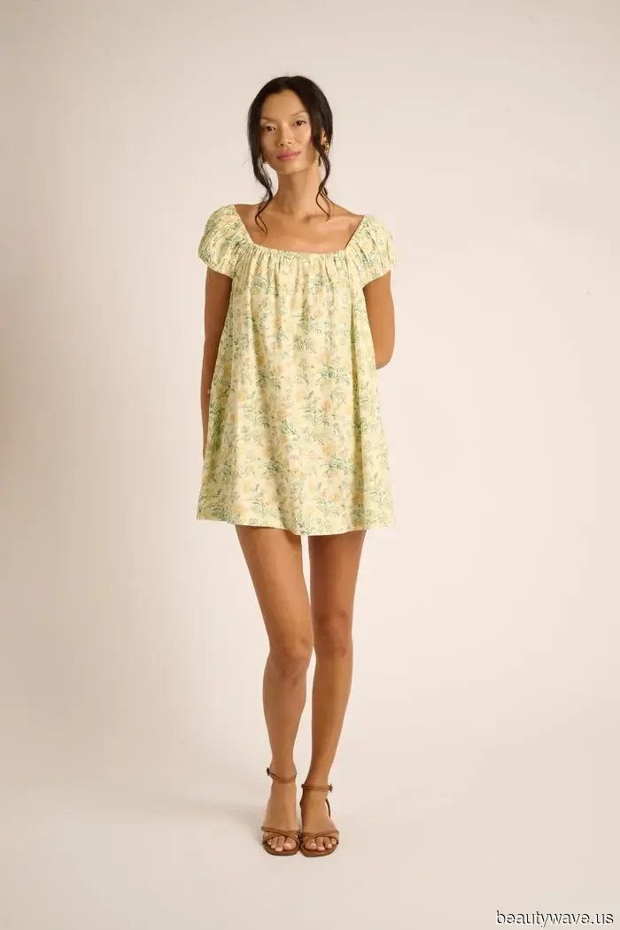 I work in fashion—here are the chic items I consistently include in my suitcase for a warm-weather getaway.