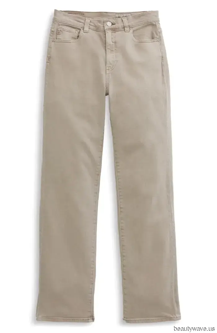 I investigated how It Girls are styling jeans in 2026—here’s precisely how they’re doing it.