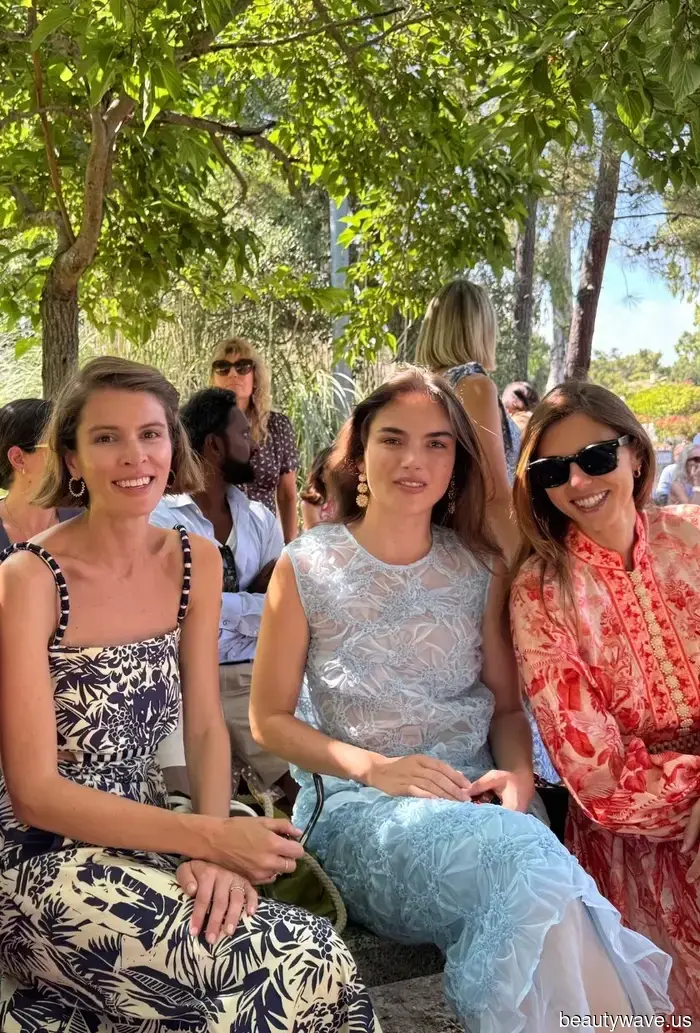 As an experienced attendee at French weddings, here are five style tips I've gathered throughout my journey.