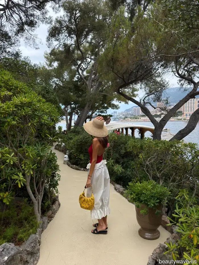 This year, I'm all about maximizing my summer in Europe—6 holiday outfits I won't leave home without.