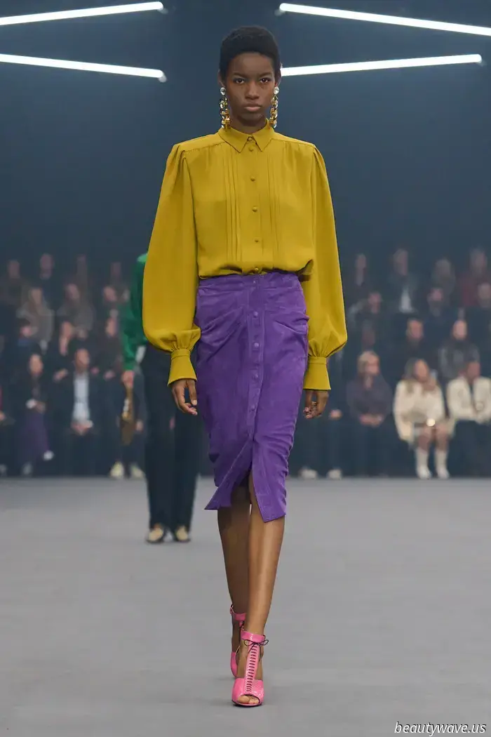 Alessandro Michele bringt sanfte Eleganz und zarte Romantik für Valentinos Frühjahr 2026