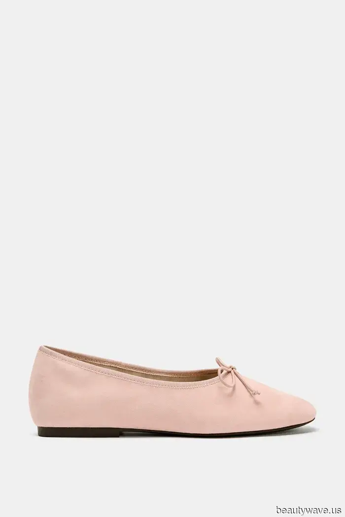 Forget about black ballet flats—this summer, the trendiest individuals are opting for these colors instead.